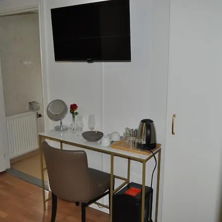 Langstorp 200 Gaesthem I Hoeoer Vaenster Exterior photo