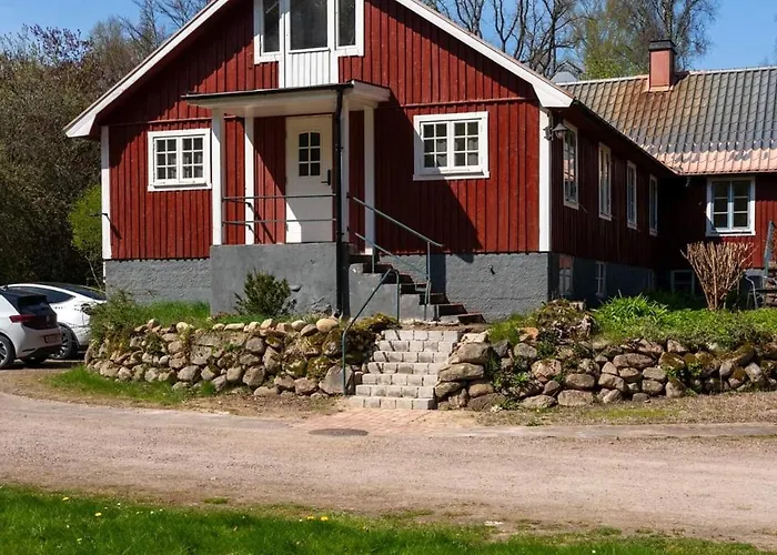 Langstorp 200 Gaesthem I Hoeoer Vaenster