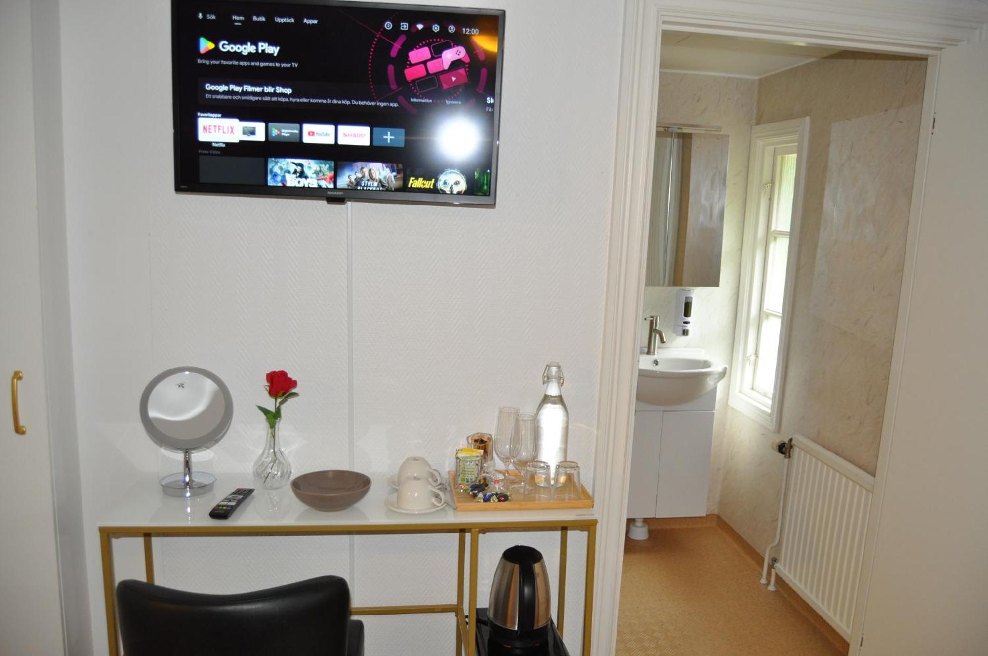 Langstorp 200 Gaesthem I Vaenster * Hoor
