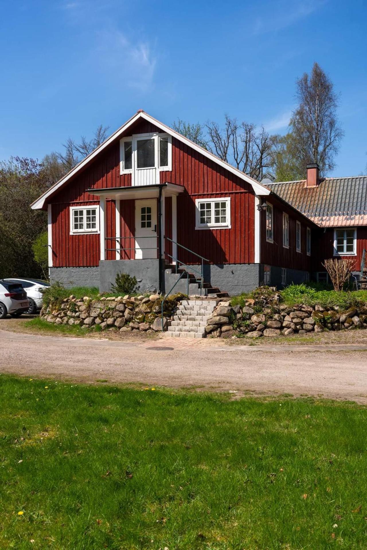 Langstorp 200 Gaesthem I Vaenster Lodge *